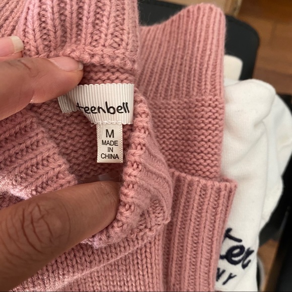 Moto-Inspired Cold Shoulder Sweater - Picture 7 of 8